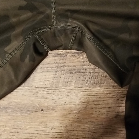 Lululemon full length leggings! - Picture 4 of 5